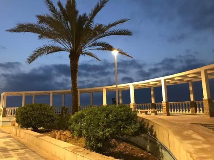 Апартаменты Apartamento Al Lado De La Playa Монкофар Экстерьер фото